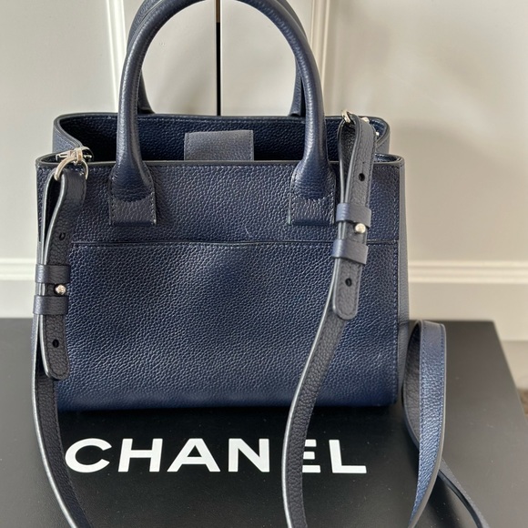 Chanel Mini Handbag - Picture 3 of 14